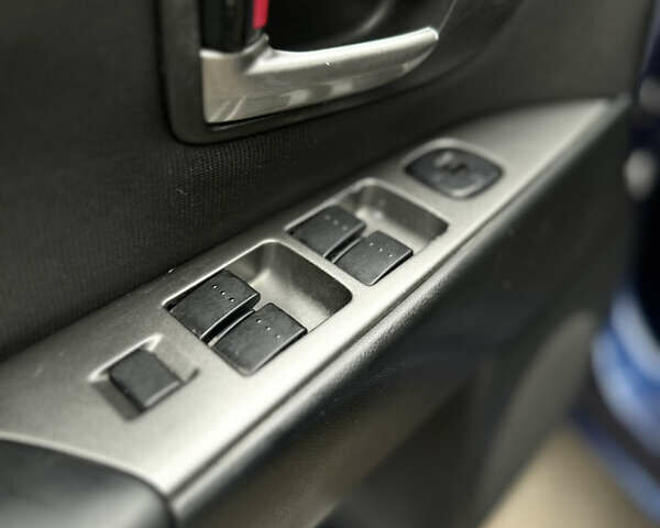 Синий Мазда 3, объемом двигателя 1.6 л и пробегом 238 тыс. км за 3700 $, фото 29 на Automoto.ua