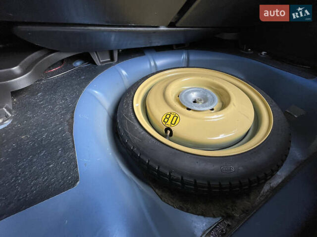 Синій Мазда 3, об'ємом двигуна 1.6 л та пробігом 207 тис. км за 4380 $, фото 27 на Automoto.ua