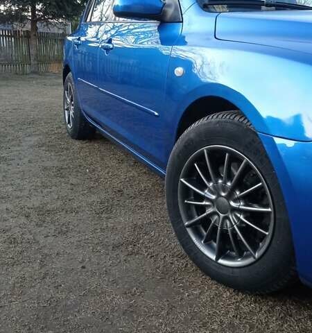 Синій Мазда 3, об'ємом двигуна 1.6 л та пробігом 280 тис. км за 4700 $, фото 2 на Automoto.ua