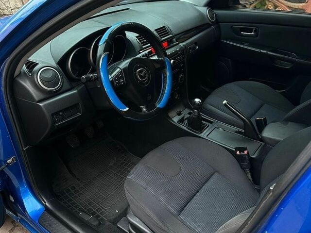 Синій Мазда 3, об'ємом двигуна 1.6 л та пробігом 240 тис. км за 3900 $, фото 10 на Automoto.ua