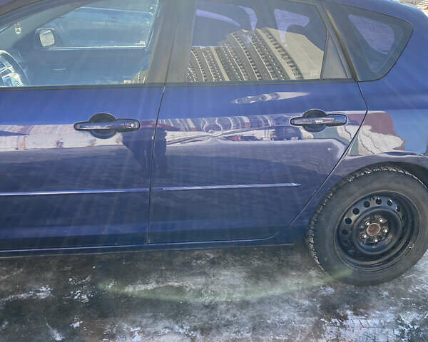 Синій Мазда 3, об'ємом двигуна 1.6 л та пробігом 194 тис. км за 3400 $, фото 6 на Automoto.ua