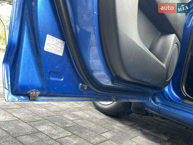 Синій Мазда 3, об'ємом двигуна 1.6 л та пробігом 207 тис. км за 4380 $, фото 24 на Automoto.ua