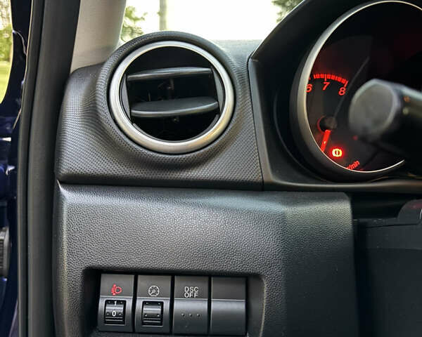 Синій Мазда 3, об'ємом двигуна 1.6 л та пробігом 211 тис. км за 4800 $, фото 27 на Automoto.ua