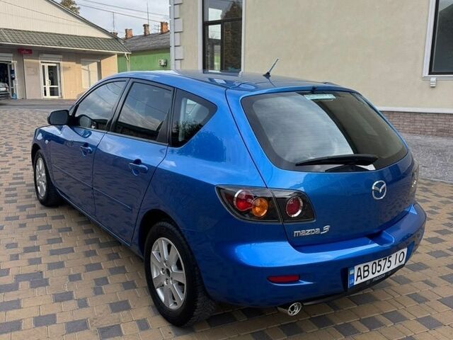 Синий Мазда 3, объемом двигателя 1.6 л и пробегом 268 тыс. км за 4550 $, фото 4 на Automoto.ua