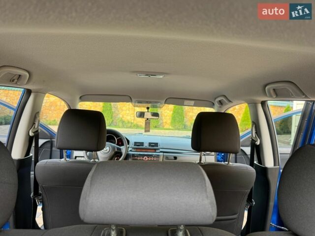 Синий Мазда 3, объемом двигателя 1.6 л и пробегом 268 тыс. км за 4550 $, фото 9 на Automoto.ua