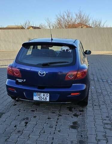 Синий Мазда 3, объемом двигателя 1.56 л и пробегом 360 тыс. км за 4200 $, фото 2 на Automoto.ua
