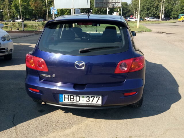 Синій Мазда 3, об'ємом двигуна 1.6 л та пробігом 325 тис. км за 2800 $, фото 1 на Automoto.ua