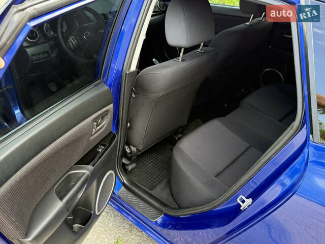 Синий Мазда 3, объемом двигателя 1.6 л и пробегом 194 тыс. км за 5300 $, фото 5 на Automoto.ua
