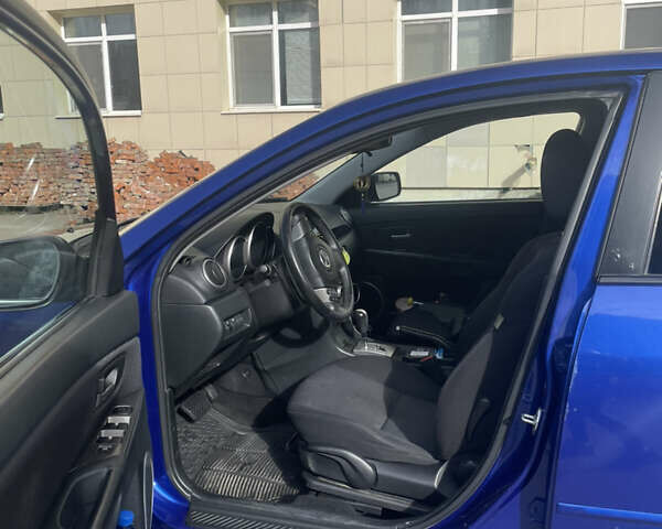 Синий Мазда 3, объемом двигателя 1.6 л и пробегом 189 тыс. км за 5200 $, фото 4 на Automoto.ua