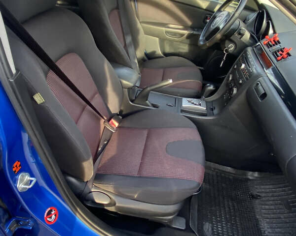 Синій Мазда 3, об'ємом двигуна 1.6 л та пробігом 286 тис. км за 4499 $, фото 12 на Automoto.ua