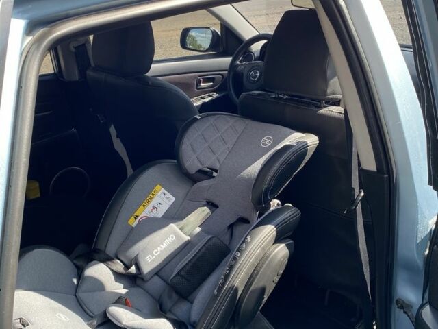 Синий Мазда 3, объемом двигателя 1.6 л и пробегом 318 тыс. км за 5000 $, фото 7 на Automoto.ua