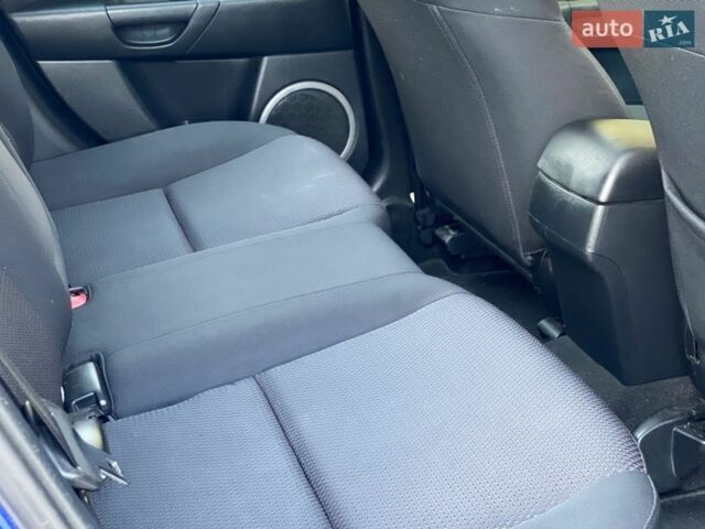 Синий Мазда 3, объемом двигателя 1.6 л и пробегом 210 тыс. км за 5300 $, фото 19 на Automoto.ua