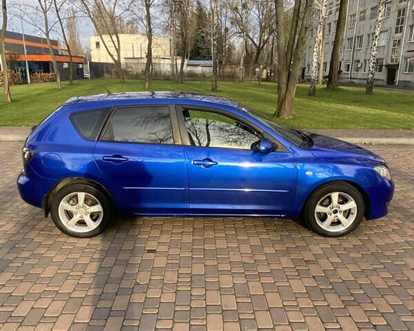 Синій Мазда 3, об'ємом двигуна 1.6 л та пробігом 286 тис. км за 4499 $, фото 3 на Automoto.ua
