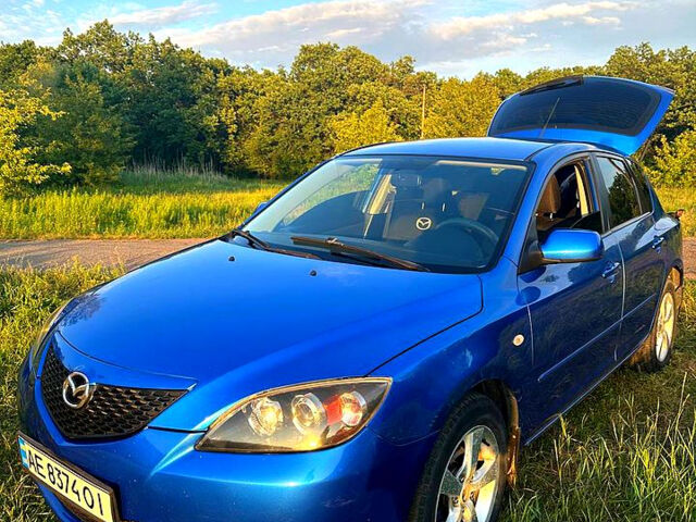 Синий Мазда 3, объемом двигателя 1.6 л и пробегом 265 тыс. км за 5000 $, фото 1 на Automoto.ua