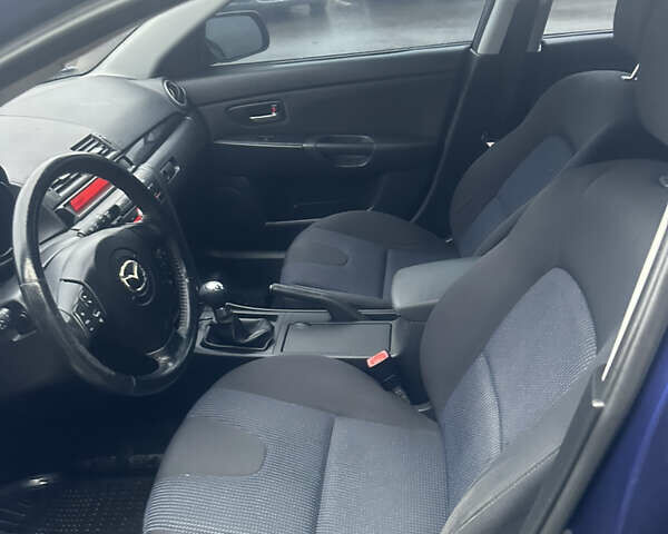 Синій Мазда 3, об'ємом двигуна 1.6 л та пробігом 235 тис. км за 3900 $, фото 7 на Automoto.ua