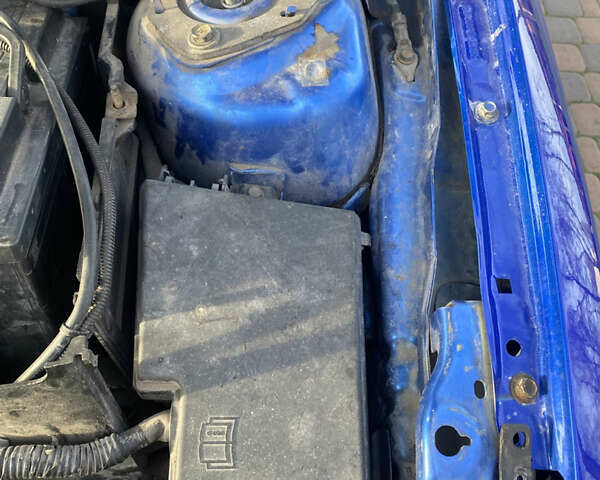 Синій Мазда 3, об'ємом двигуна 1.6 л та пробігом 286 тис. км за 4499 $, фото 20 на Automoto.ua