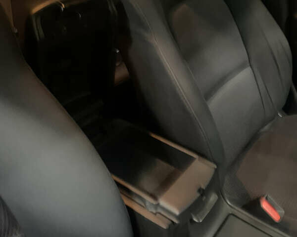 Синий Мазда 3, объемом двигателя 1.6 л и пробегом 255 тыс. км за 5000 $, фото 16 на Automoto.ua