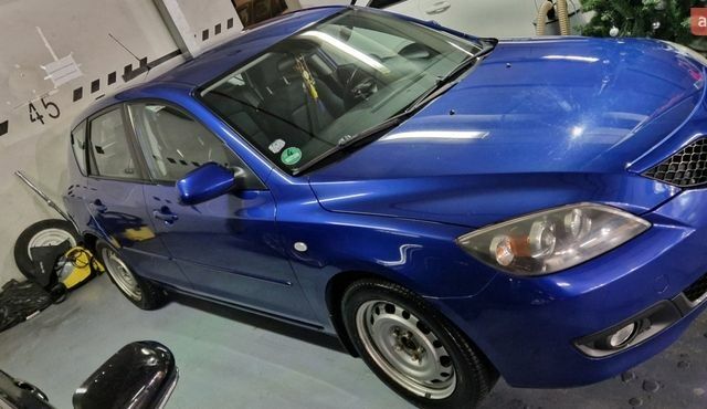 Синій Мазда 3, об'ємом двигуна 1.6 л та пробігом 245 тис. км за 4800 $, фото 2 на Automoto.ua