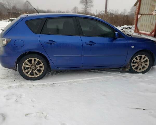 Синий Мазда 3, объемом двигателя 1.6 л и пробегом 320 тыс. км за 4000 $, фото 3 на Automoto.ua