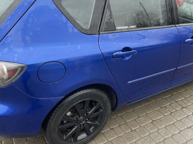 Синий Мазда 3, объемом двигателя 1.6 л и пробегом 216 тыс. км за 3999 $, фото 12 на Automoto.ua