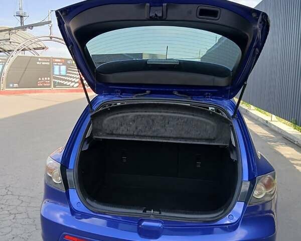 Синий Мазда 3, объемом двигателя 1.6 л и пробегом 158 тыс. км за 6200 $, фото 6 на Automoto.ua