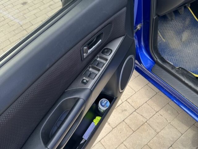 Синий Мазда 3, объемом двигателя 1.6 л и пробегом 258 тыс. км за 4600 $, фото 9 на Automoto.ua