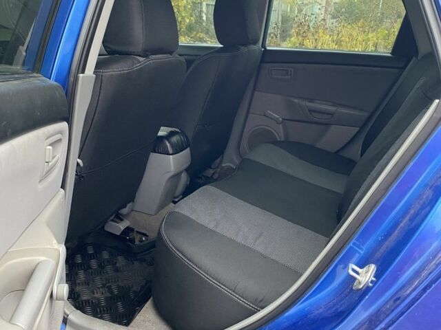 Синий Мазда 3, объемом двигателя 1.6 л и пробегом 180 тыс. км за 4000 $, фото 5 на Automoto.ua