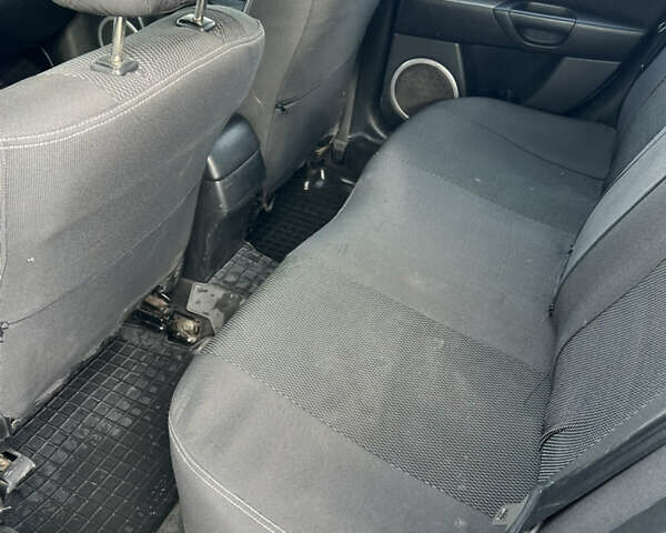 Синий Мазда 3, объемом двигателя 1.6 л и пробегом 200 тыс. км за 5200 $, фото 8 на Automoto.ua