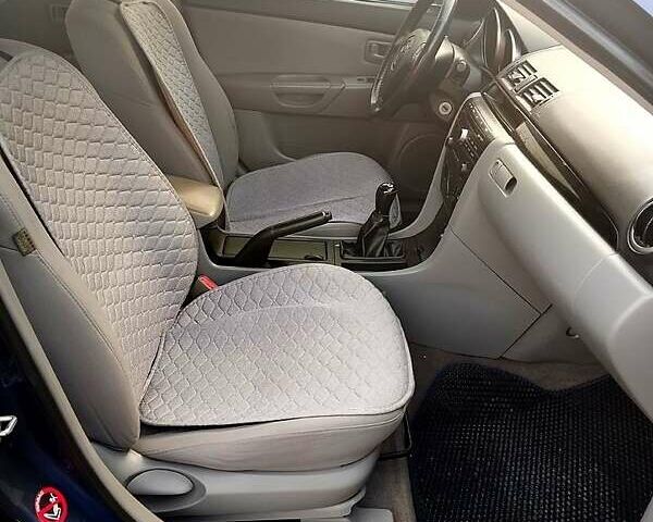 Синій Мазда 3, об'ємом двигуна 1.6 л та пробігом 200 тис. км за 4100 $, фото 7 на Automoto.ua