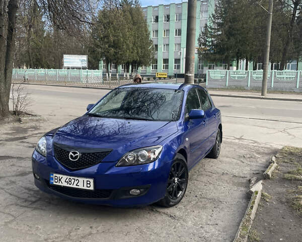 Синий Мазда 3, объемом двигателя 1.6 л и пробегом 189 тыс. км за 5200 $, фото 1 на Automoto.ua