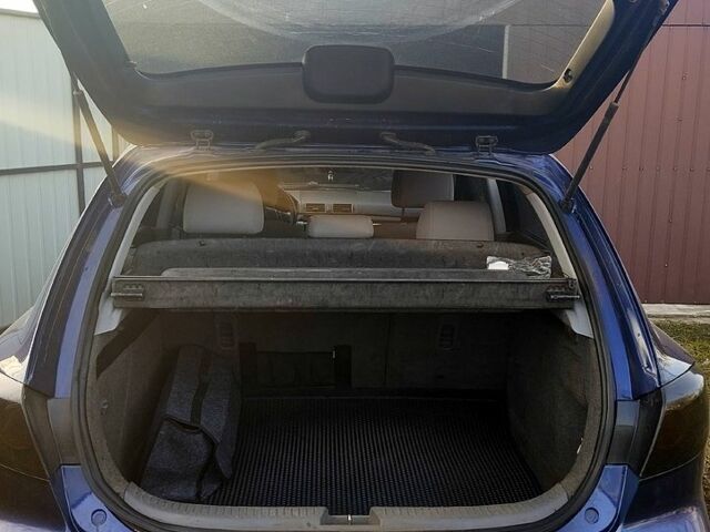 Синій Мазда 3, об'ємом двигуна 1.6 л та пробігом 200 тис. км за 4100 $, фото 10 на Automoto.ua