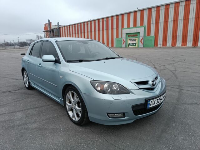 Синий Мазда 3, объемом двигателя 2 л и пробегом 310 тыс. км за 3900 $, фото 2 на Automoto.ua