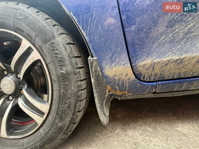 Синий Мазда 3, объемом двигателя 1.6 л и пробегом 228 тыс. км за 5000 $, фото 5 на Automoto.ua