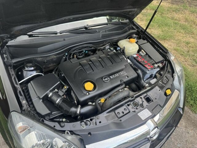 Синій Мазда 3, об'ємом двигуна 1.6 л та пробігом 191 тис. км за 5250 $, фото 35 на Automoto.ua