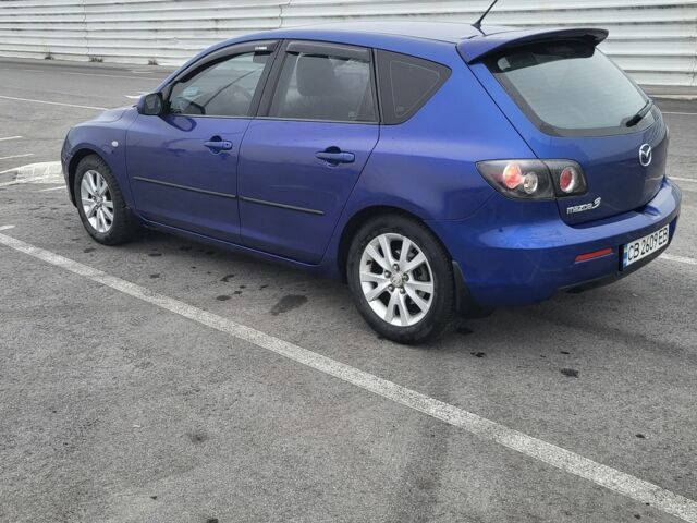 Синий Мазда 3, объемом двигателя 1.6 л и пробегом 294 тыс. км за 4500 $, фото 2 на Automoto.ua