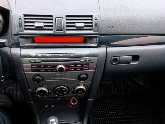 Синий Мазда 3, объемом двигателя 1.6 л и пробегом 210 тыс. км за 4800 $, фото 6 на Automoto.ua