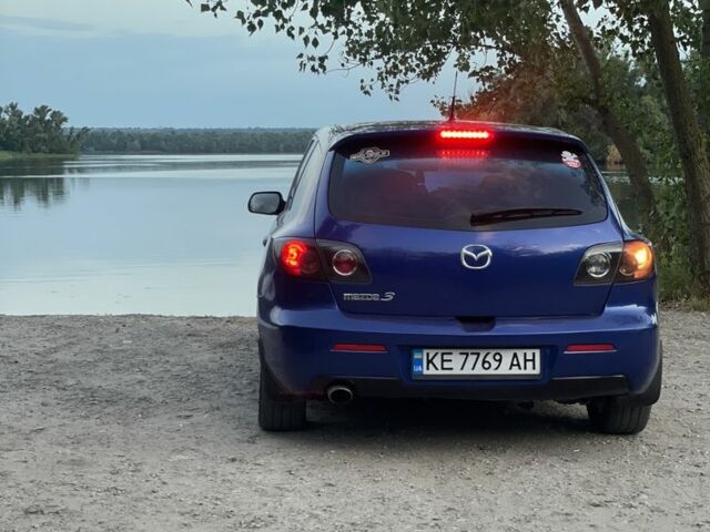 Синий Мазда 3, объемом двигателя 1.6 л и пробегом 250 тыс. км за 6000 $, фото 8 на Automoto.ua