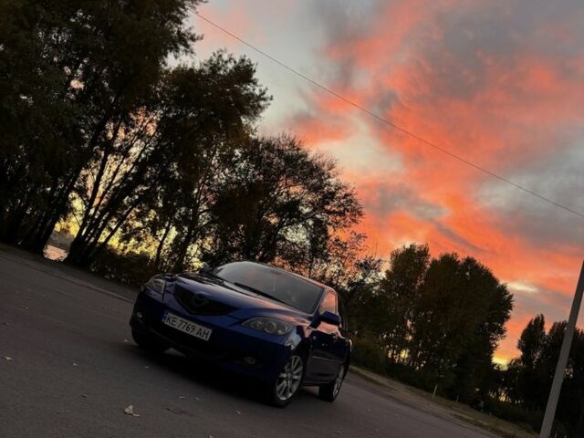 Синий Мазда 3, объемом двигателя 1.6 л и пробегом 250 тыс. км за 6000 $, фото 1 на Automoto.ua