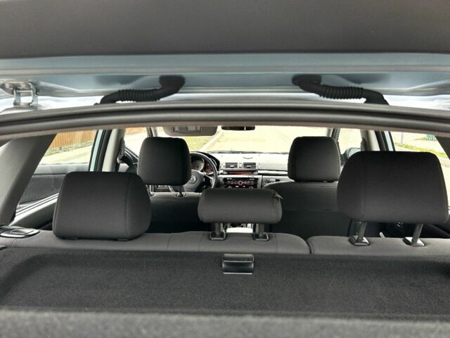 Синий Мазда 3, объемом двигателя 0 л и пробегом 286 тыс. км за 4900 $, фото 8 на Automoto.ua