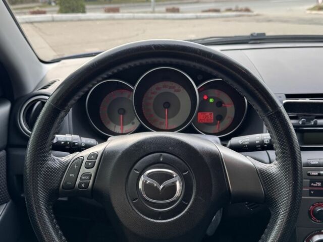 Синий Мазда 3, объемом двигателя 1.6 л и пробегом 205 тыс. км за 4900 $, фото 11 на Automoto.ua