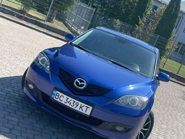 Синій Мазда 3, об'ємом двигуна 1.6 л та пробігом 300 тис. км за 4100 $, фото 1 на Automoto.ua
