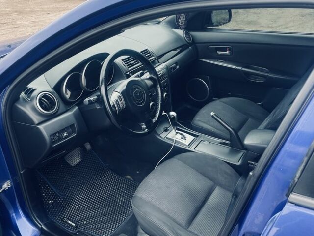 Синий Мазда 3, объемом двигателя 1.6 л и пробегом 264 тыс. км за 5200 $, фото 5 на Automoto.ua