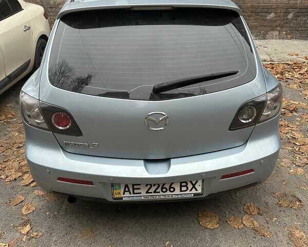 Синий Мазда 3, объемом двигателя 1.6 л и пробегом 120 тыс. км за 6000 $, фото 1 на Automoto.ua