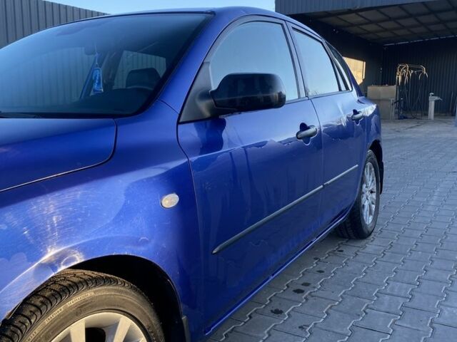 Синій Мазда 3, об'ємом двигуна 1.6 л та пробігом 250 тис. км за 1500 $, фото 8 на Automoto.ua
