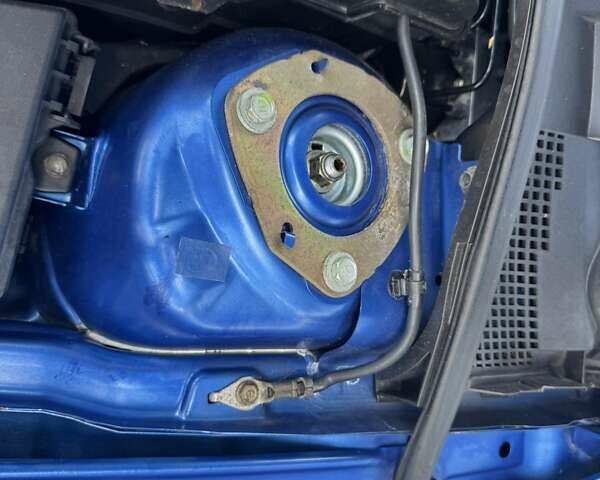 Синій Мазда 3, об'ємом двигуна 1.6 л та пробігом 116 тис. км за 6800 $, фото 42 на Automoto.ua