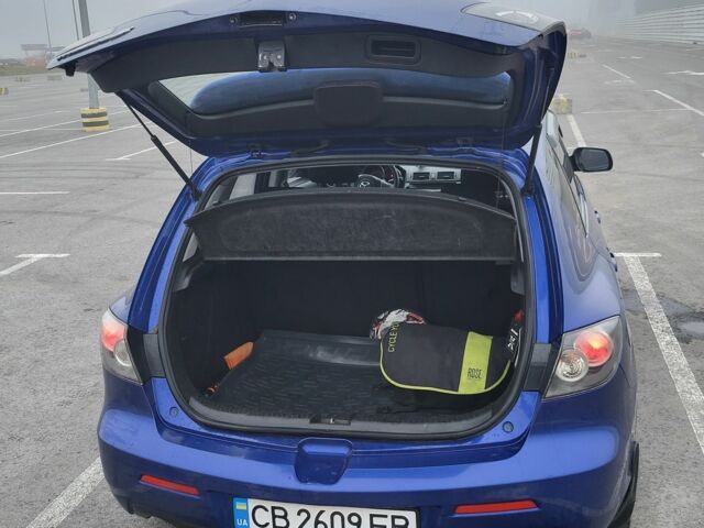 Синий Мазда 3, объемом двигателя 1.6 л и пробегом 294 тыс. км за 4500 $, фото 7 на Automoto.ua