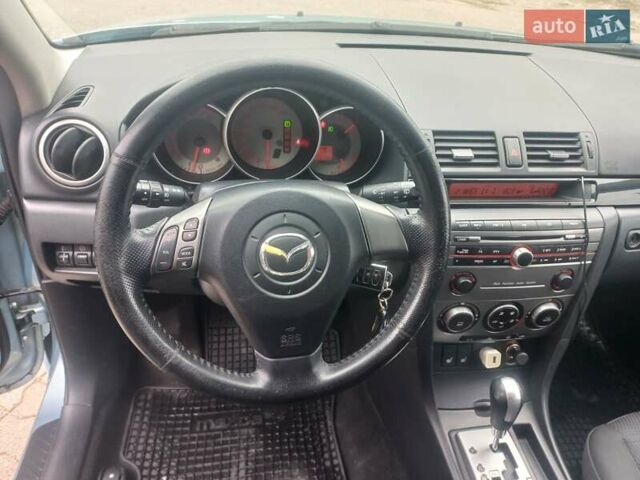 Синий Мазда 3, объемом двигателя 1.6 л и пробегом 203 тыс. км за 5555 $, фото 8 на Automoto.ua