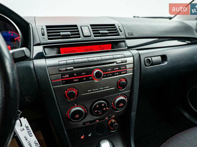 Синий Мазда 3, объемом двигателя 1.6 л и пробегом 167 тыс. км за 5335 $, фото 13 на Automoto.ua