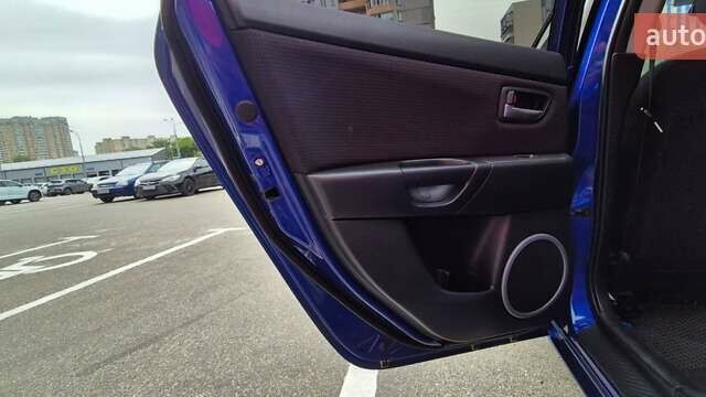Синій Мазда 3, об'ємом двигуна 1.6 л та пробігом 119 тис. км за 5200 $, фото 6 на Automoto.ua