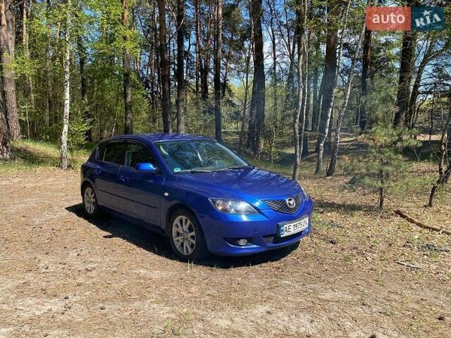 Синий Мазда 3, объемом двигателя 1.6 л и пробегом 212 тыс. км за 5500 $, фото 1 на Automoto.ua